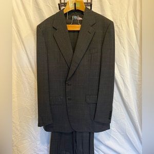 Sulka 3 piece grey suit (Jacket 44L, Pants 36w 32L)